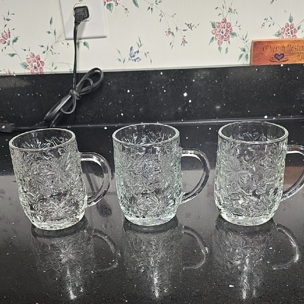 Vintage. Princess House Fantasia Collection Coffee Mugs - Set of 3